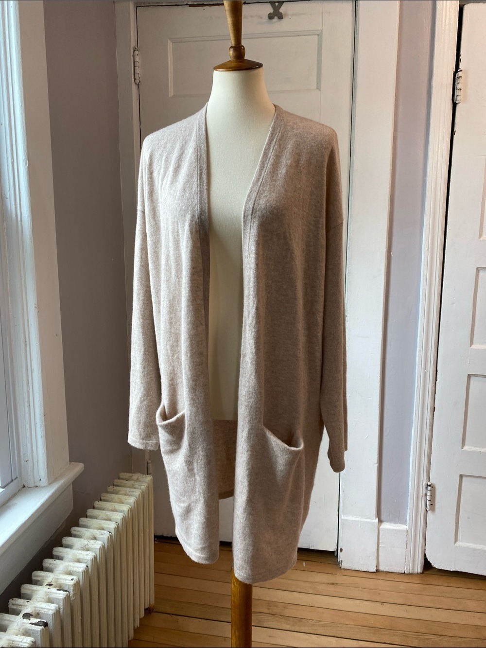 Garnet Hill Long Cashmere Pocket Cream Cardigan, Size L - Picture 4 of 15